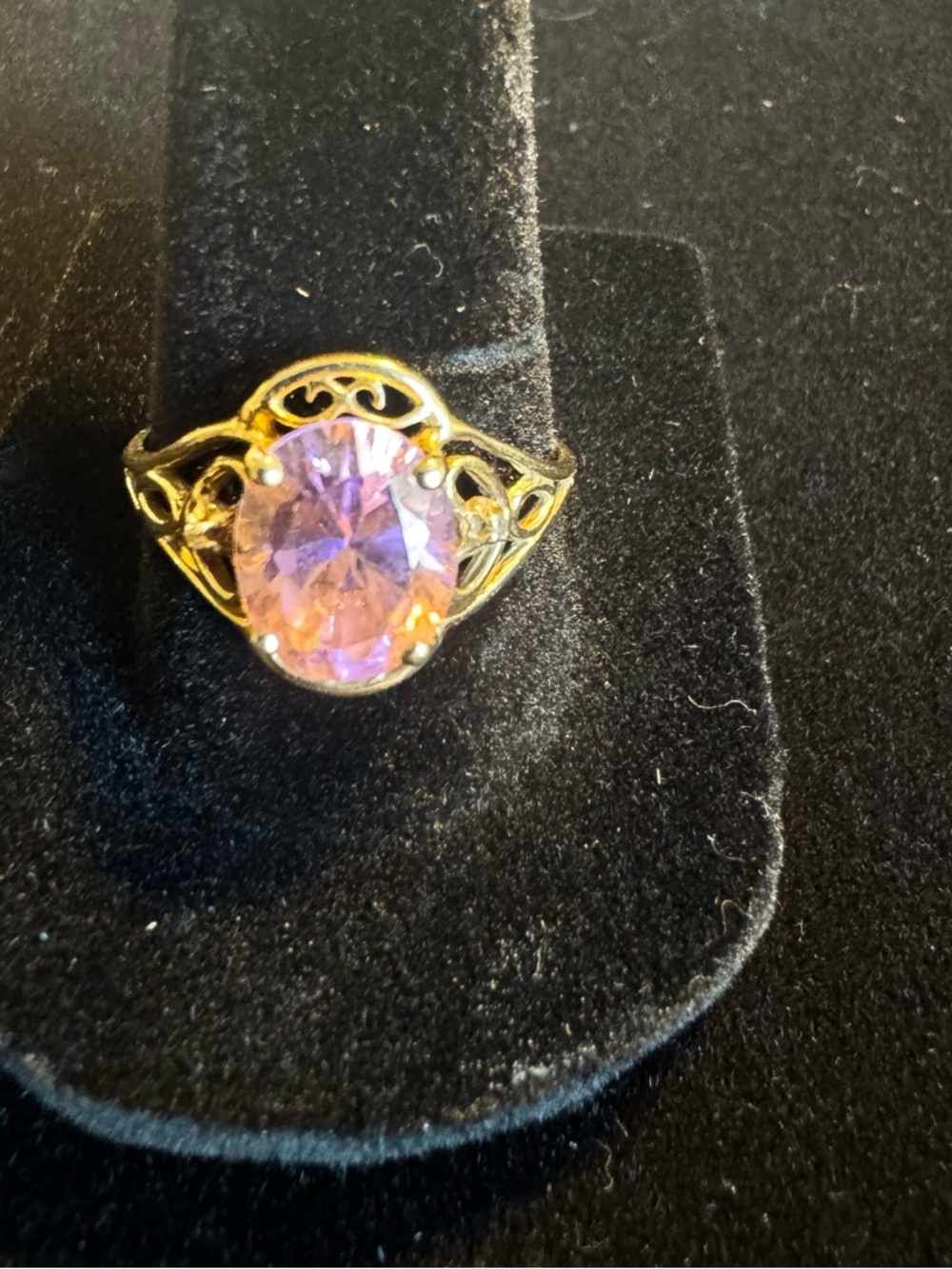 Vintage 10k Yellow Gold Filigree Ring with Pink Gemstone Size 9
